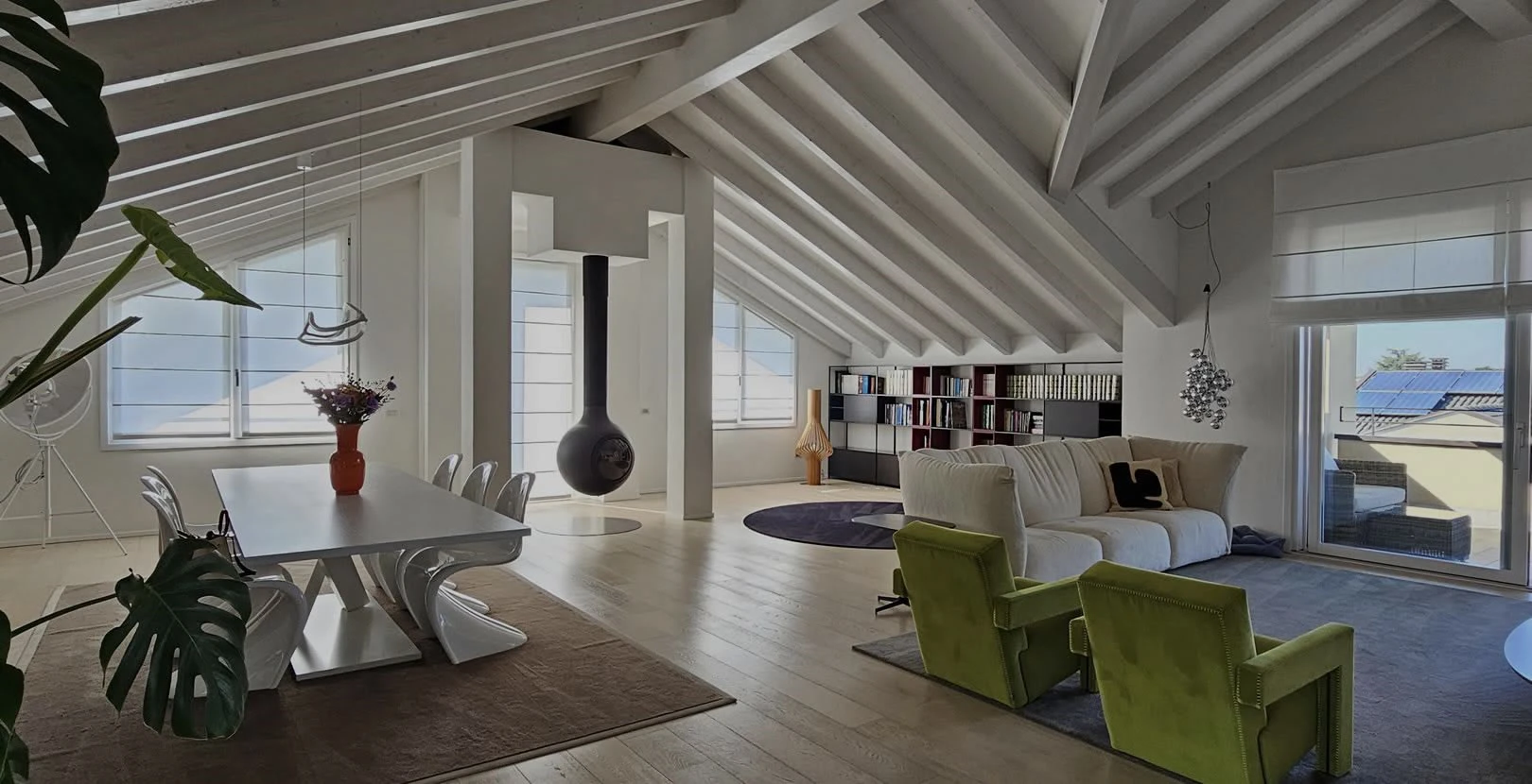 Ascoltare. Cercare. Sorprendere.